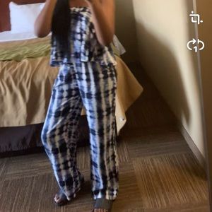 2 piece set , blue and white, (did shrink washing)